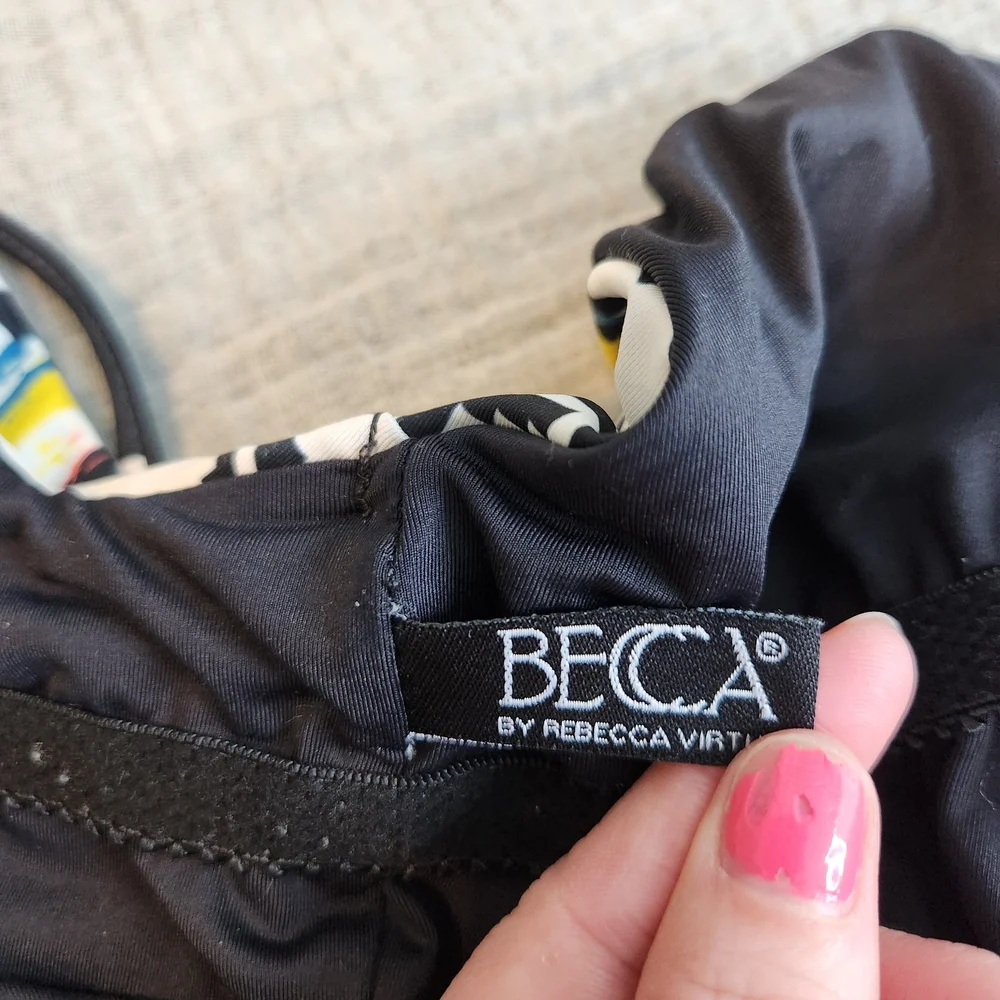 BECCA Women's 'Primitive Journey' Deep V-Neck One-Piece Swimsuit Sz. M